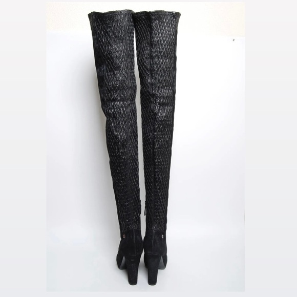 CHANEL THIGH BOOT - Picture 2 of 7